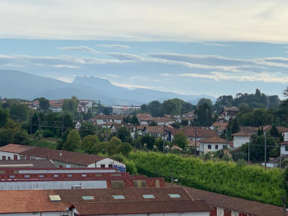 Le Tout A Pied! Ciboure Zewnętrze zdjęcie